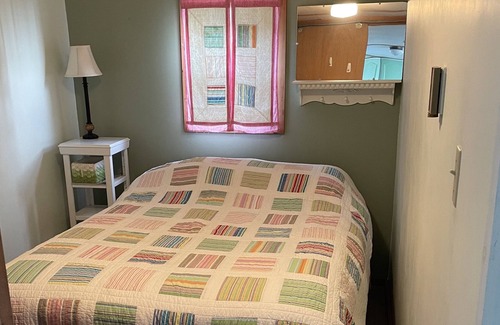 Fair Haven Cottage | Cozy Lakefront Getaway