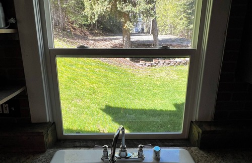 Wallace House | Cozy lodging with ample parking