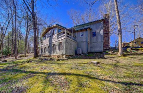 Townsend House | Cozy Log Cabin 6 Mi to Great Smoky Mtns NP!
