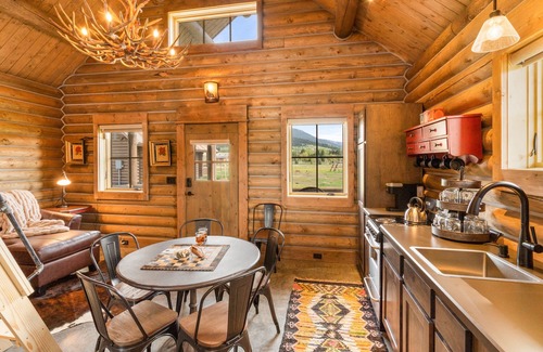 Livingston Cabin | Cozy Log Cabin in Beautiful Paradise Valley