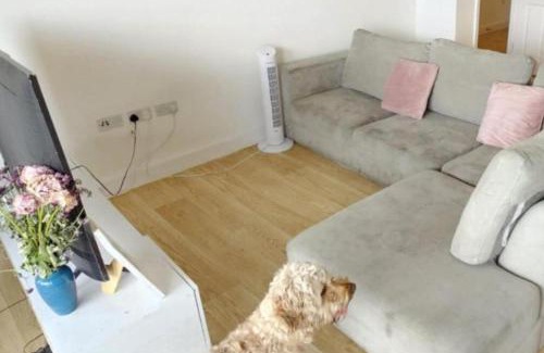 Peninsula Apartment | Cozy London Apartment Retreat next to the 02