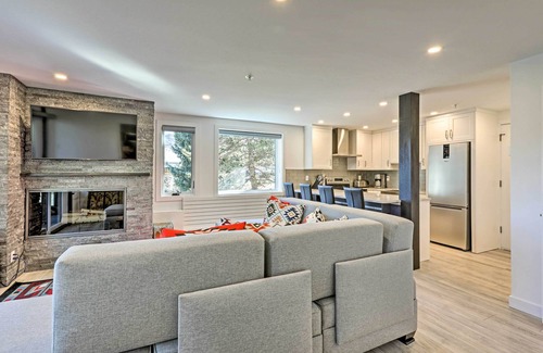 Snowmass Village Condo | Cozy-Luxe Colorado Condo Next to Base Village