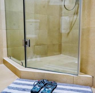 Entebbe Apartment | Cozy Luxe Haven Lakeside Condo in Entebbe