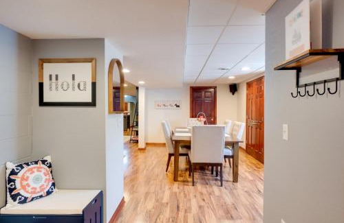 Milwaukee Apartment | Cozy Milwaukee Apartment with Deck, 2 Mi to Airport!