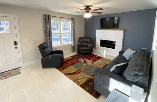 Hatfield Cottage | Cozy, Modern Cabin with Private Hot Tub, Sleeps 6, Direct ATV Trail Access!