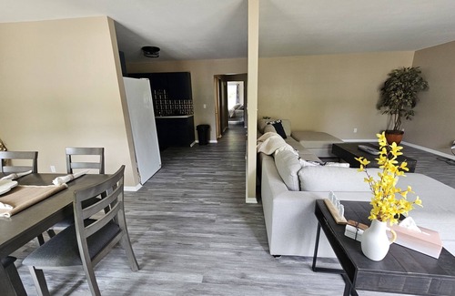 Two Rivers Apartment | Cozy n2 story apartment on the river!