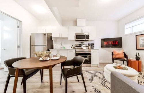 Jasper Place Apartment | Cozy Nordic Utopia | Near WEM & DT | King Bed!