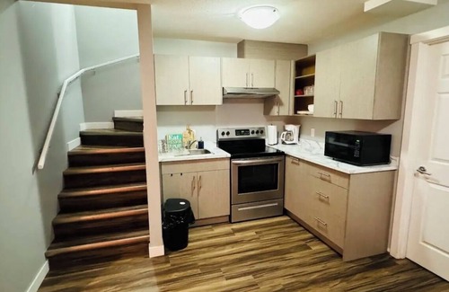 Regina House | Cozy pace for your stay. Family Friendly, quite neighbourhood