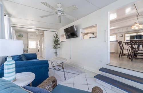 Cudjoe Key Cottage | Cozy, Perfect Conch Cottage! - VO315