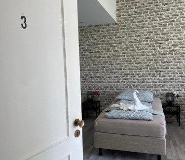 Rhein-Erft-Kreis District Apartment | Cozy Private 3-Bedroom Apartment in Wesseling