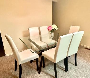 Southeast Edmonton House | Cozy private room in Edmonton