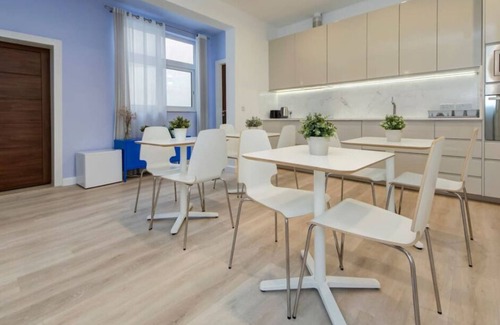 Mosta Apartment | Cozy Private Room with Ensuite in Central Mosta