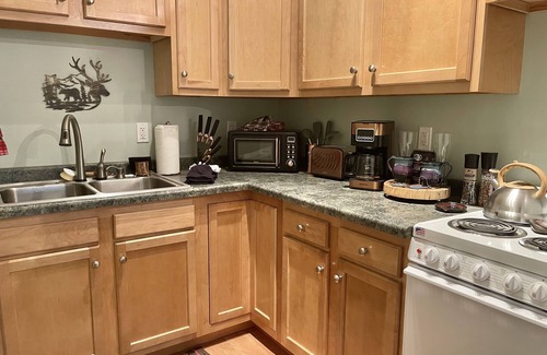 Two Harbors Apartment | Cozy Quarters- Perfect getaway in Two Harbors- also has trailer parking!