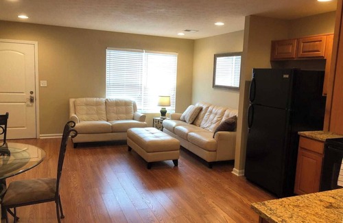 Elizabethtown Apartment | Cozy Quiet apartment in welcoming Elizabethtown with AC, WiFi