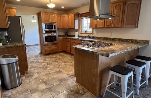 Grand Blanc House | Cozy & quiet Grand Blanc retreat near Fenton