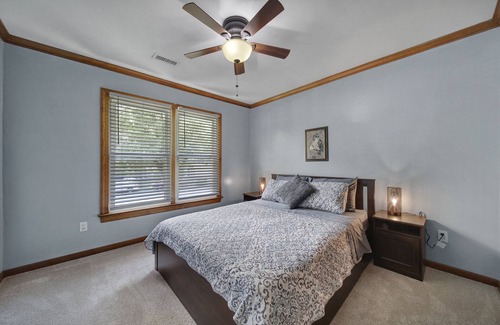 Charlotte House | Cozy Ranch Near UNCC