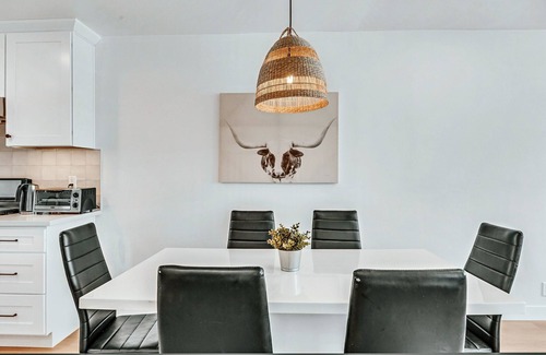 South el Monte House | Cozy Remodel 4Bd 3Ba Kid-Friendly Home Nearby DTLA