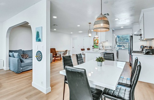 South el Monte House | Cozy Remodel 4Bd 3Ba Kid-Friendly Home Nearby DTLA