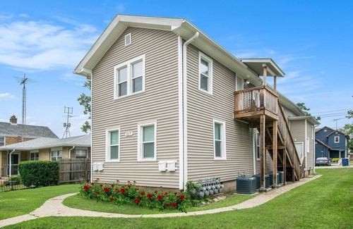 Michigan City Apartment | Cozy Retreat Private FreeParking