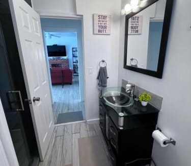 Buena Vista House | Cozy room in a quiet home