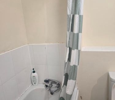 Wolverhampton House | Cozy room in Wolverhampton city centre