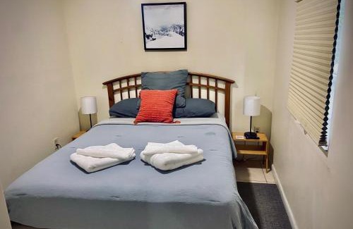 West Little Havana House | Cozy rooms in cute house, close to Miami airport - Free parking