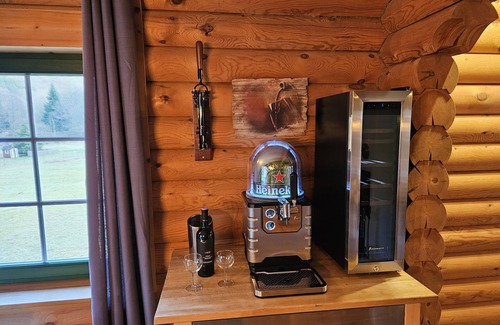 Hellenthal House | Cozy round log villa with SwimSpa, whirlpool and sauna