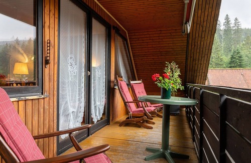 Riefensbeek Apartment | Cozy Stay in Kamschlacken