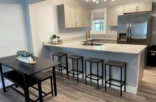 Midtown House | Cozy Savannah 5BR Home