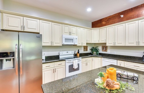 Sawyer Apartment | Cozy Sawyer Apartment - 2 Mi to Warren Dunes Park!