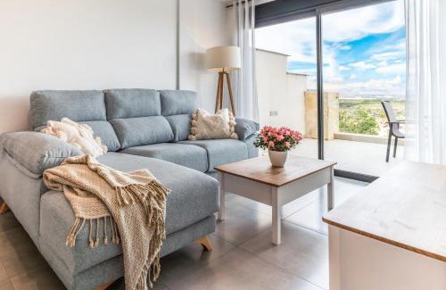 Los Arenales del Sol Apartment | Cozy sea view apartment
