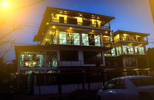 Hikkaduwa Apartment | Cozy Sea View Inn