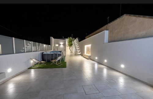 Tre Fontane Villa | Cozy seaside villa a few meters from the beach for couples and families