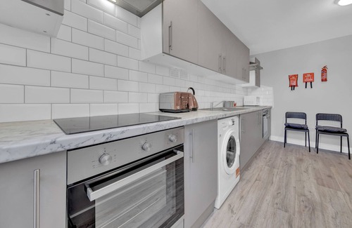 Yiewsley Apartment | Cozy Serviced Ensuite In West Drayton London TW7