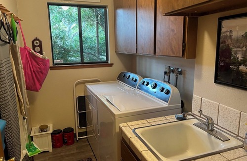Del Monte Forest House | Cozy Single Level Patio Home in Del Monte Forest, Walk to Beach. Pet friendly