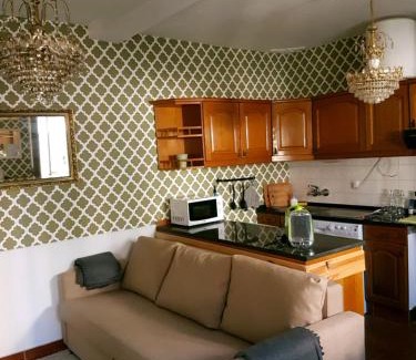 Sintra Apartment | Cozy Sintra Townhouse