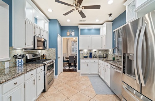 Lewisville House | Cozy & Spacious Home w/Private Pool, BBQ, Game Room close to DFW, Sleeps 10-12