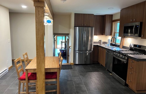 Gilboa House | Cozy & Spacious Upstate Lakefront Getaway w/Private Dock Only 2.5 Hrs from NYC