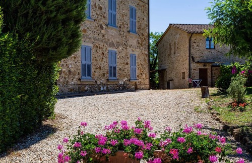 Casole d'Elsa Apartment | Cozy Stay With Scenic Views