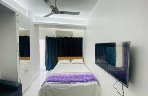 Basundhara Residential Area Apartment | Cozy Studio Apartment Basundhara