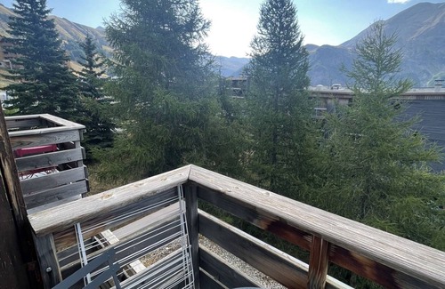 Orcieres-Merlette Apartment | Cozy Studio for 2 in Heart of Merlette - Near Pistes & Shops!