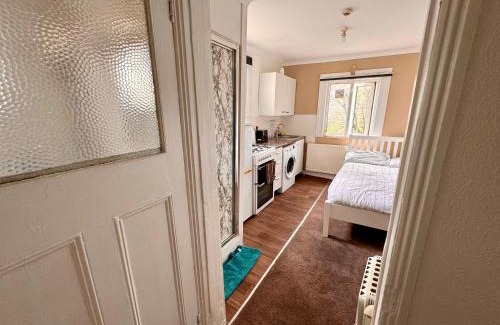Highbury West Apartment | Cozy Studio in Finsbury Park