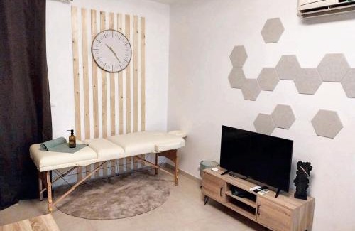 Quinta do Anjo Apartment | Cozy studio in Quinta do Anjo 48 m² with shared sauna