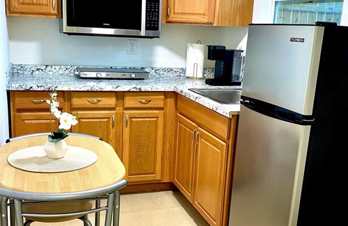 Conway Apartment | Cozy Studio minutes from Orlando Airport Unit B