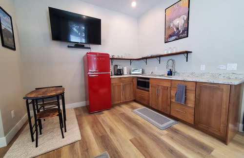 Seeley Lake Apartment | Cozy studio ~ Pet Friendly ~ AC