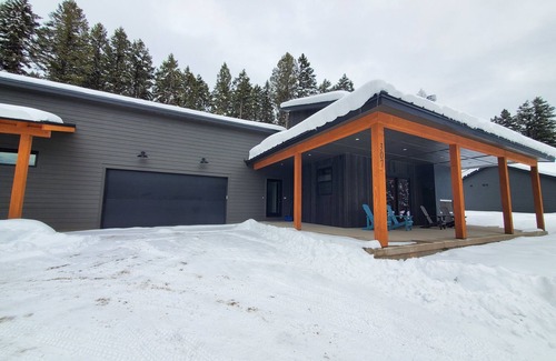 Seeley Lake Apartment | Cozy studio ~ Pet Friendly ~ AC