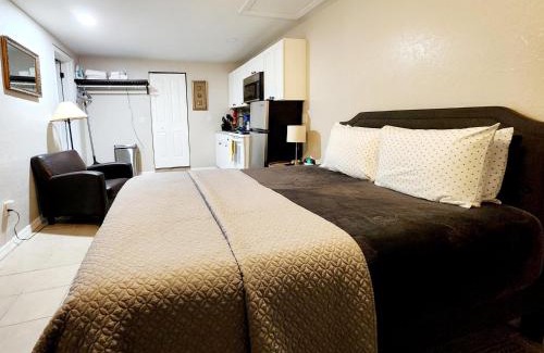 Lakeland Apartment | Cozy Studio!