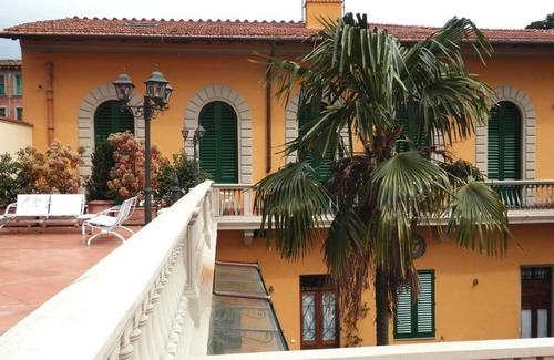Isolotto Apartment | Cozy Suite By Villa Il Mosaico