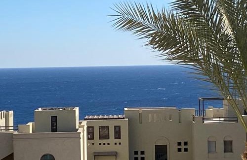 Sahl Hasheeh Apartment | Cozy Suite in Azzurra Resort Sahl Hasheesh 95 SqM