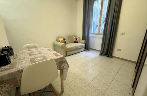 Guastalla Apartment | cozy tiny apartment in Milan